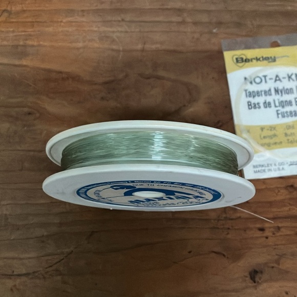 Fishing line and nylon leader - Picture 8 of 11